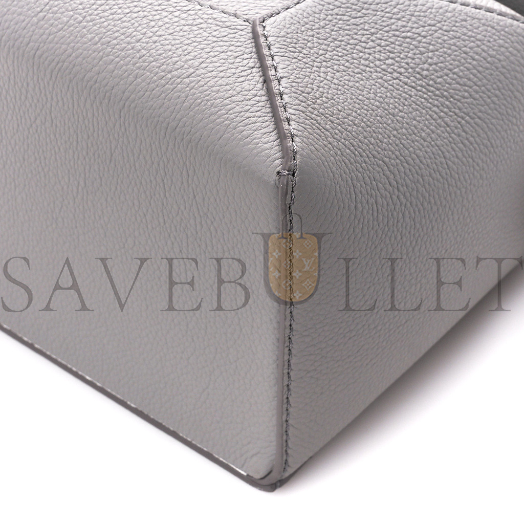 LOEWE SOFT GRAINED CALFSKIN SMALL PUZZLE EDGE BAG PEARL GREY (24*16.5*10.5cm) LOEWE SOFT GRAINED CALFSKIN SMALL PUZZLE EDGE BAG PEARL GREY (24*16.5*10.5cm)